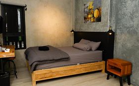 Lyn Urban By Atmosfera